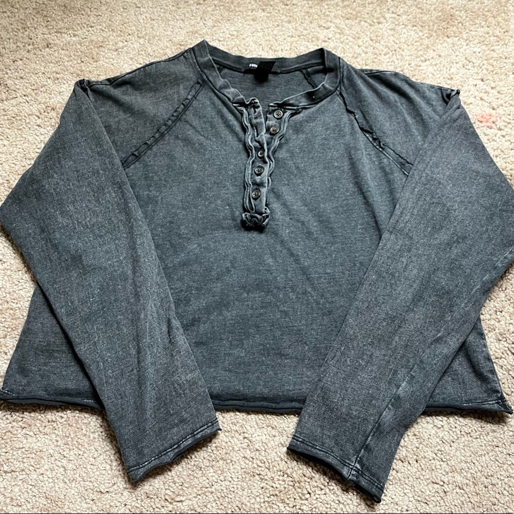 Forever 21 Cropped Long-Sleeve Tee